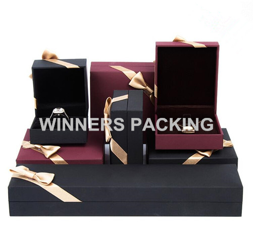 Front view of custom luxury jewelry packaging box